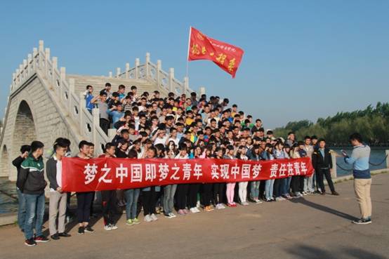 学生活动.JPG